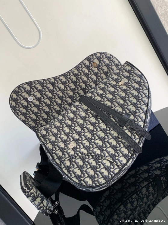 Tony Luxuries diro WITH BAG SADDLE STRAP-34*25.5*5CM 0802